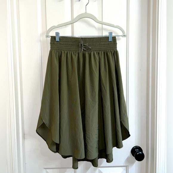 Lululemon🍋  The Everyday Skirt in Sage Size  6 - Picture 4 of 9